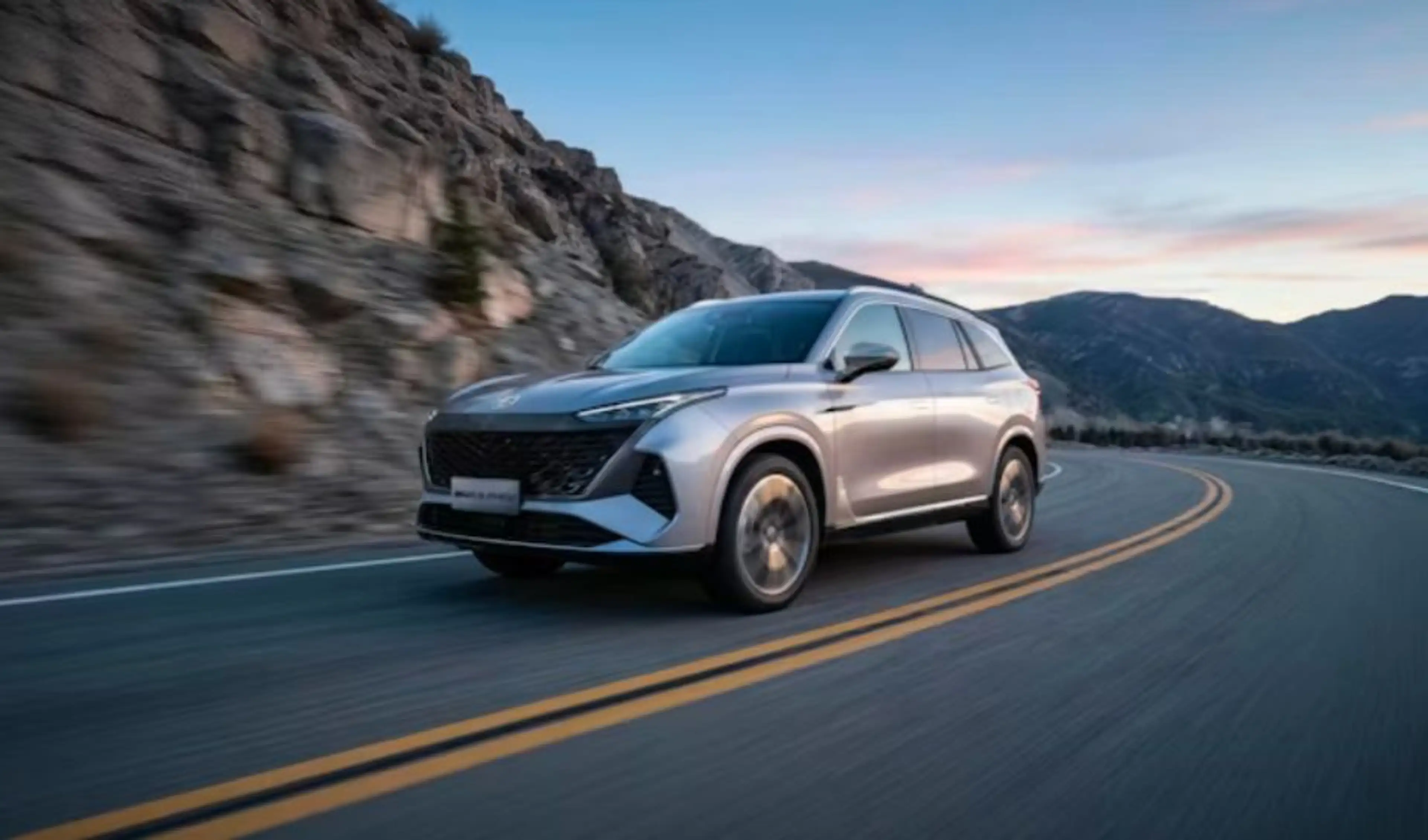 MG MGS9 PHEV Comfort Pano, Standh. , diverse Farben — photo 14