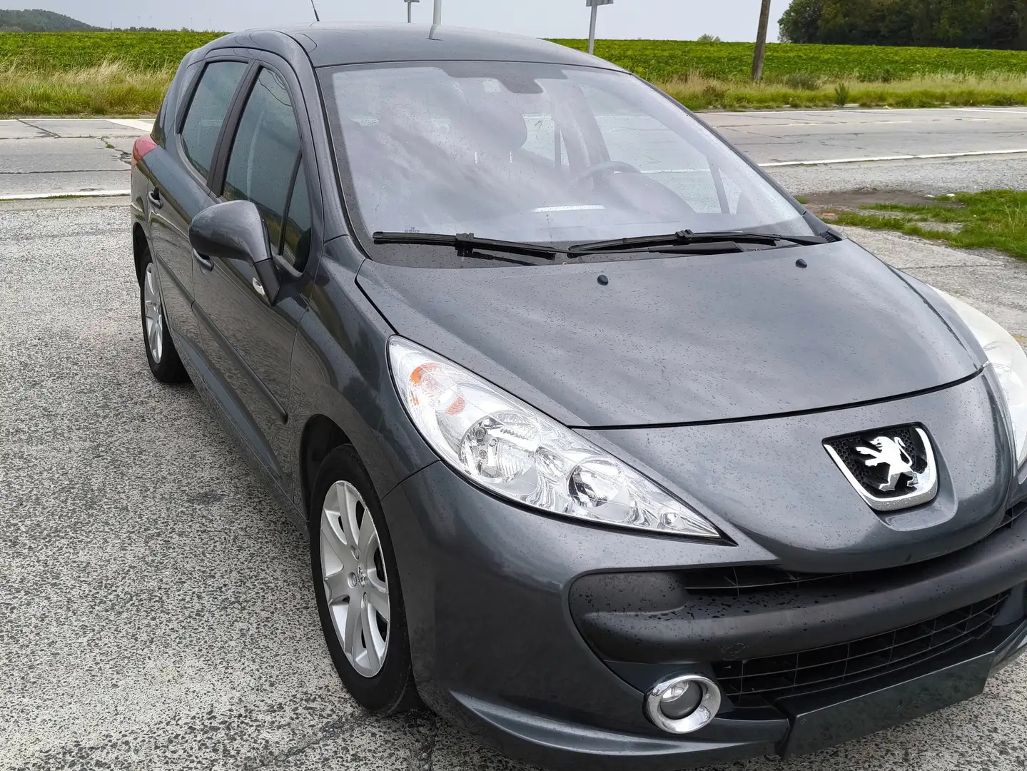 Peugeot 207 1600 essence boîte automatique Argent - 2