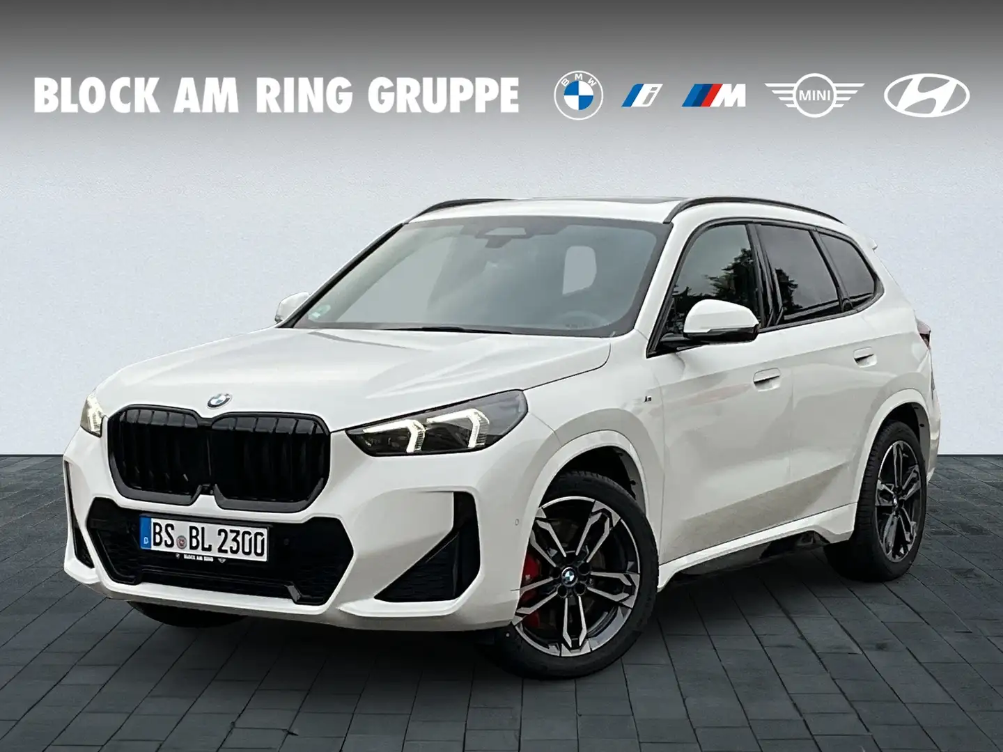 BMW X1 XDRIVE23D M Sport Pro AHK LHZ Pano Memory ALED DA Wit - 1