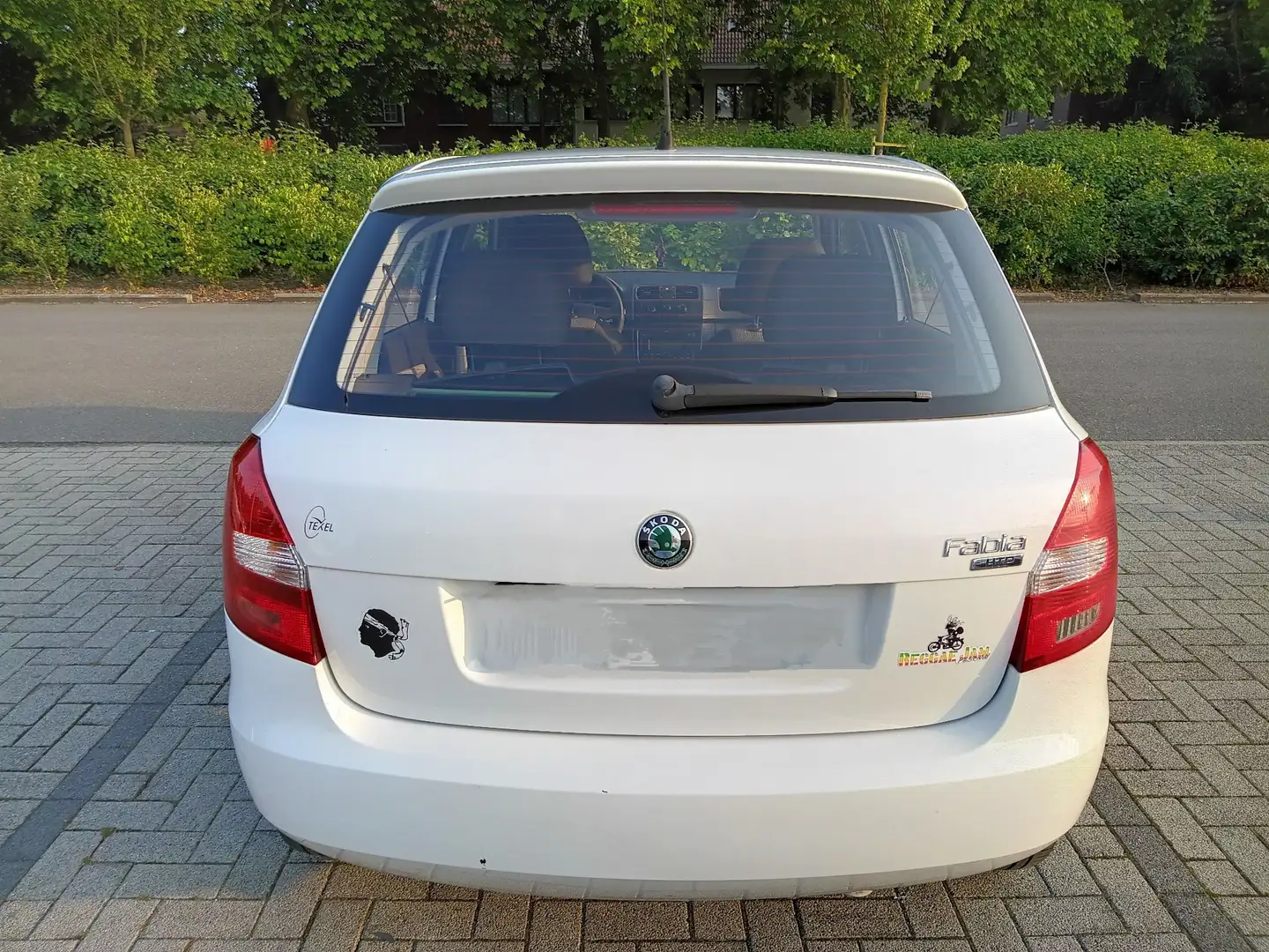 Skoda Fabia 1.2 HTP - 2