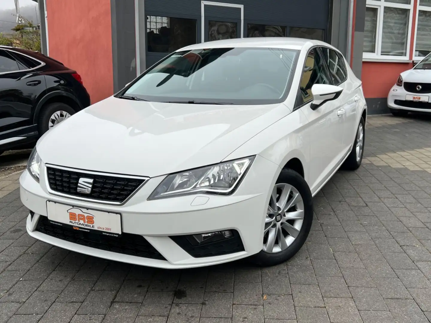 SEAT Leon 1.5 TSI Style*NAVI*DAB*USB*CARPLAY* Weiß - 1