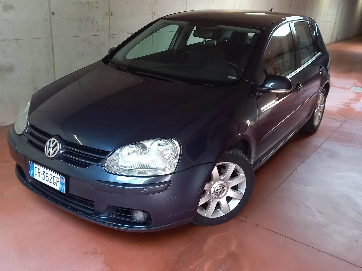 Volkswagen Golf 5p 2.0 tdi Comfortline Grigio - 1