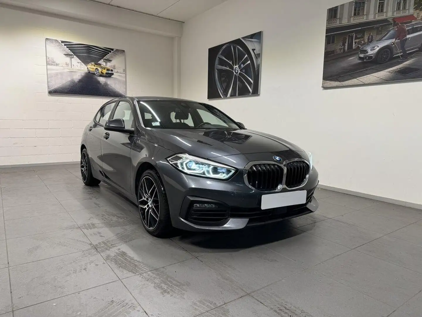 BMW 118 d Business Advantage auto Grigio - 2