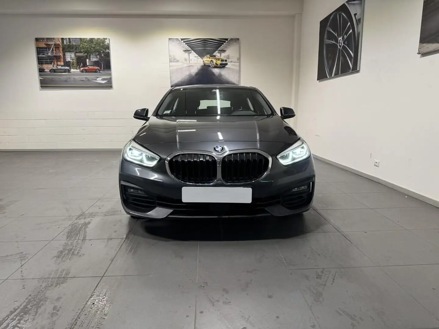 BMW 118 d Business Advantage auto Grigio - 1