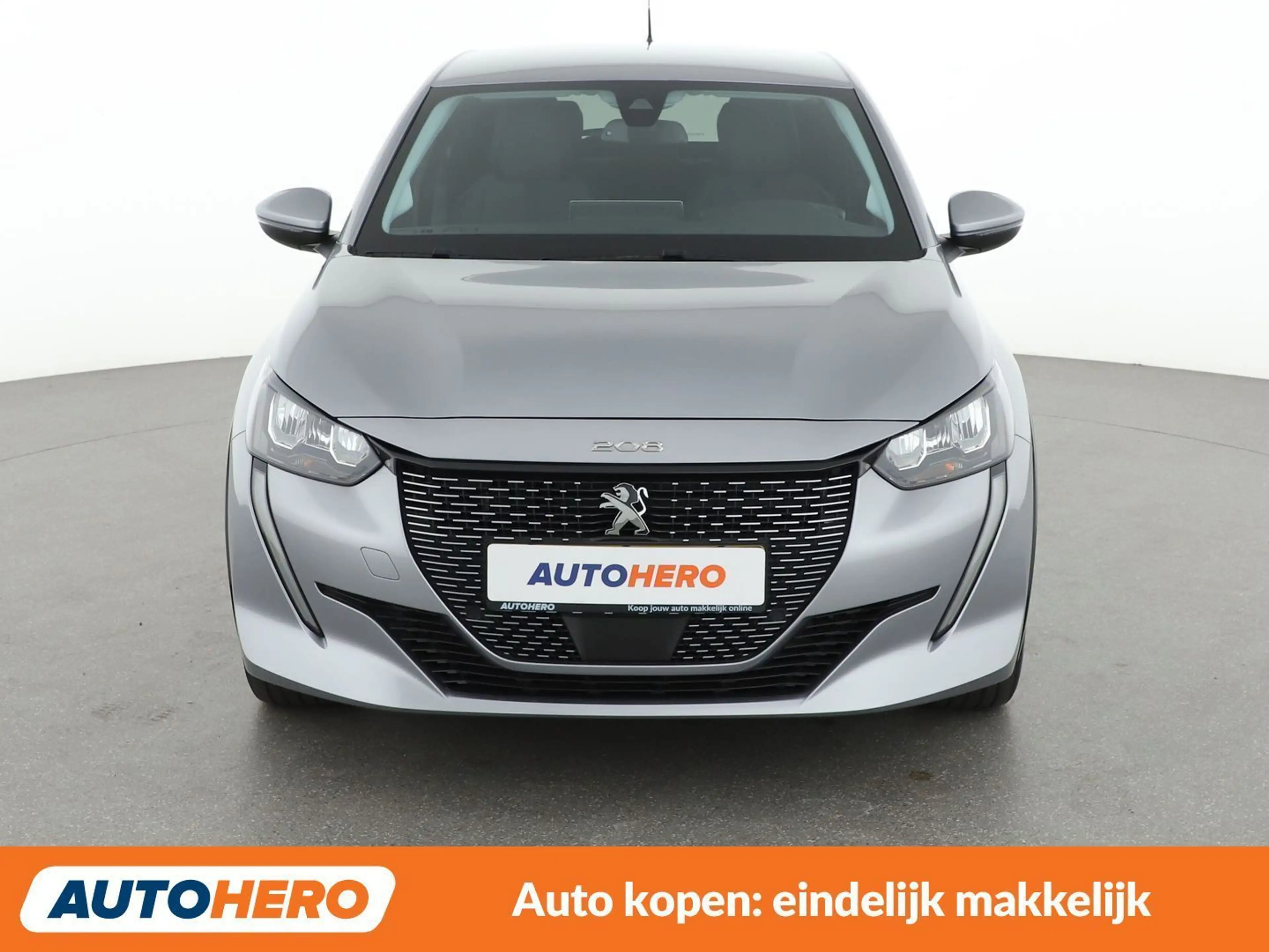 Peugeot e-208 electric drive 100 kW Allure Pack — photo 10