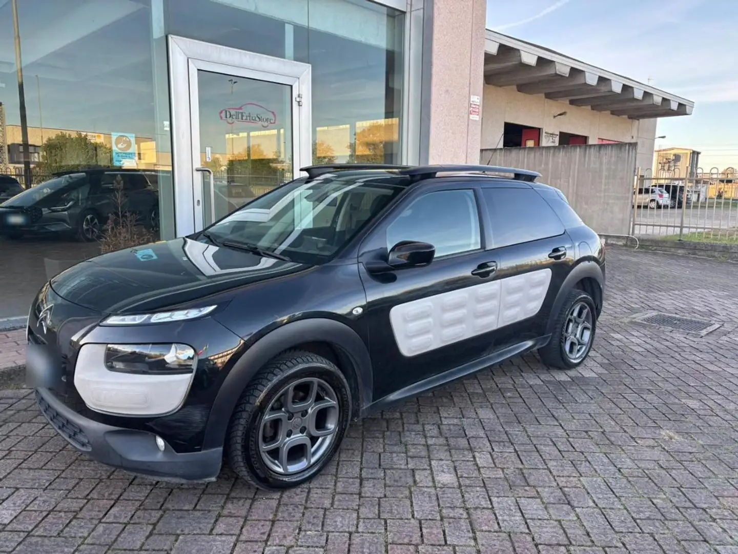 Citroen C4 Cactus 1.6 e-HDi 92 ETG6 Shine Gris - 1
