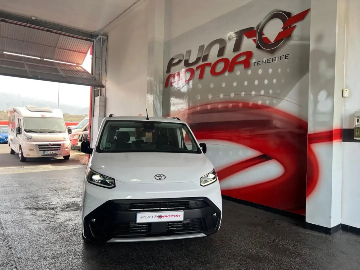 Toyota Proace Family L1 1.2 5pl. Active 110 Blanco - 2