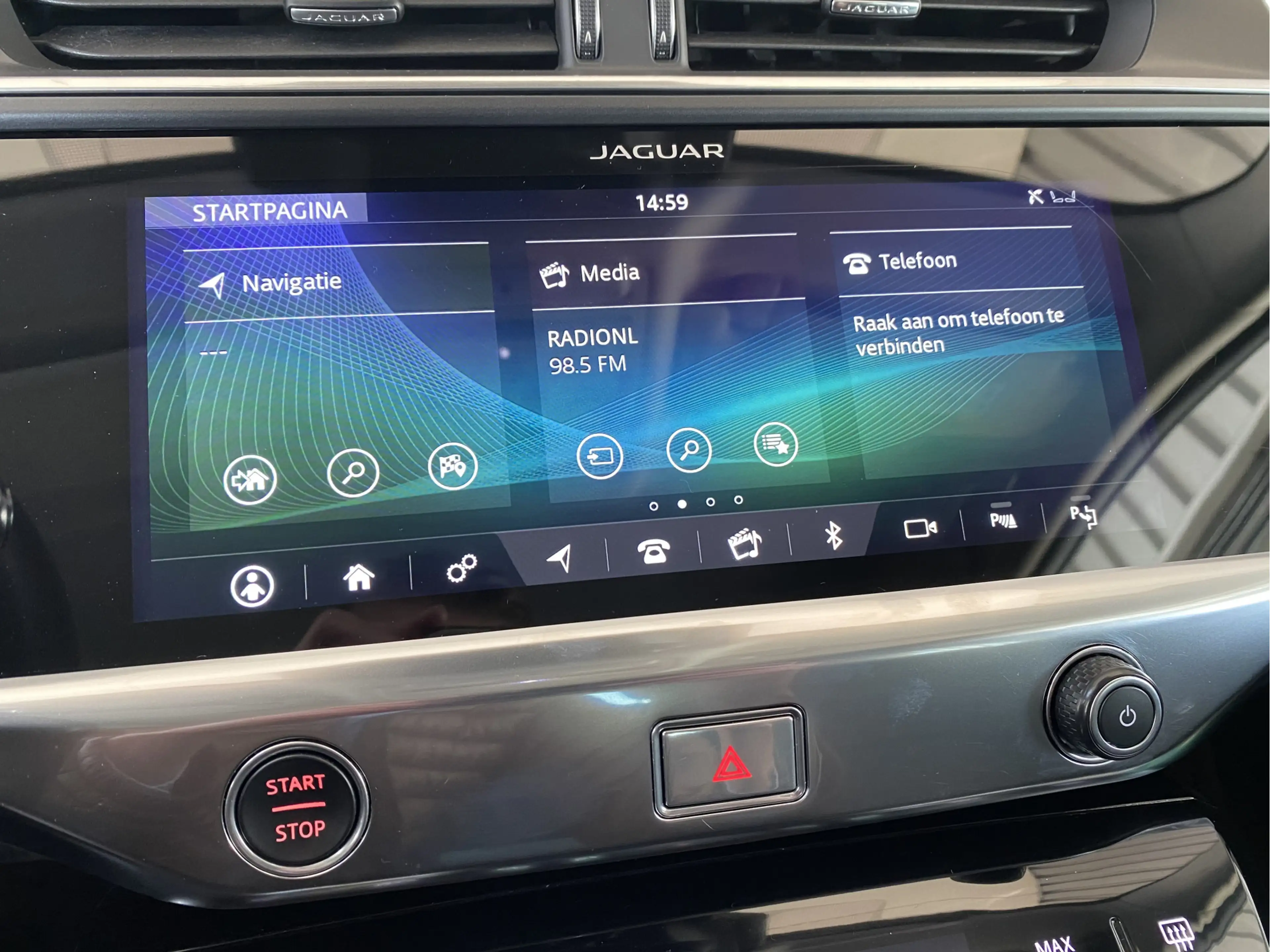 Jaguar I-Pace EV400 S | HEAD-UP DISPLAY | MERIDIAN | CAMERA | LE — photo 14