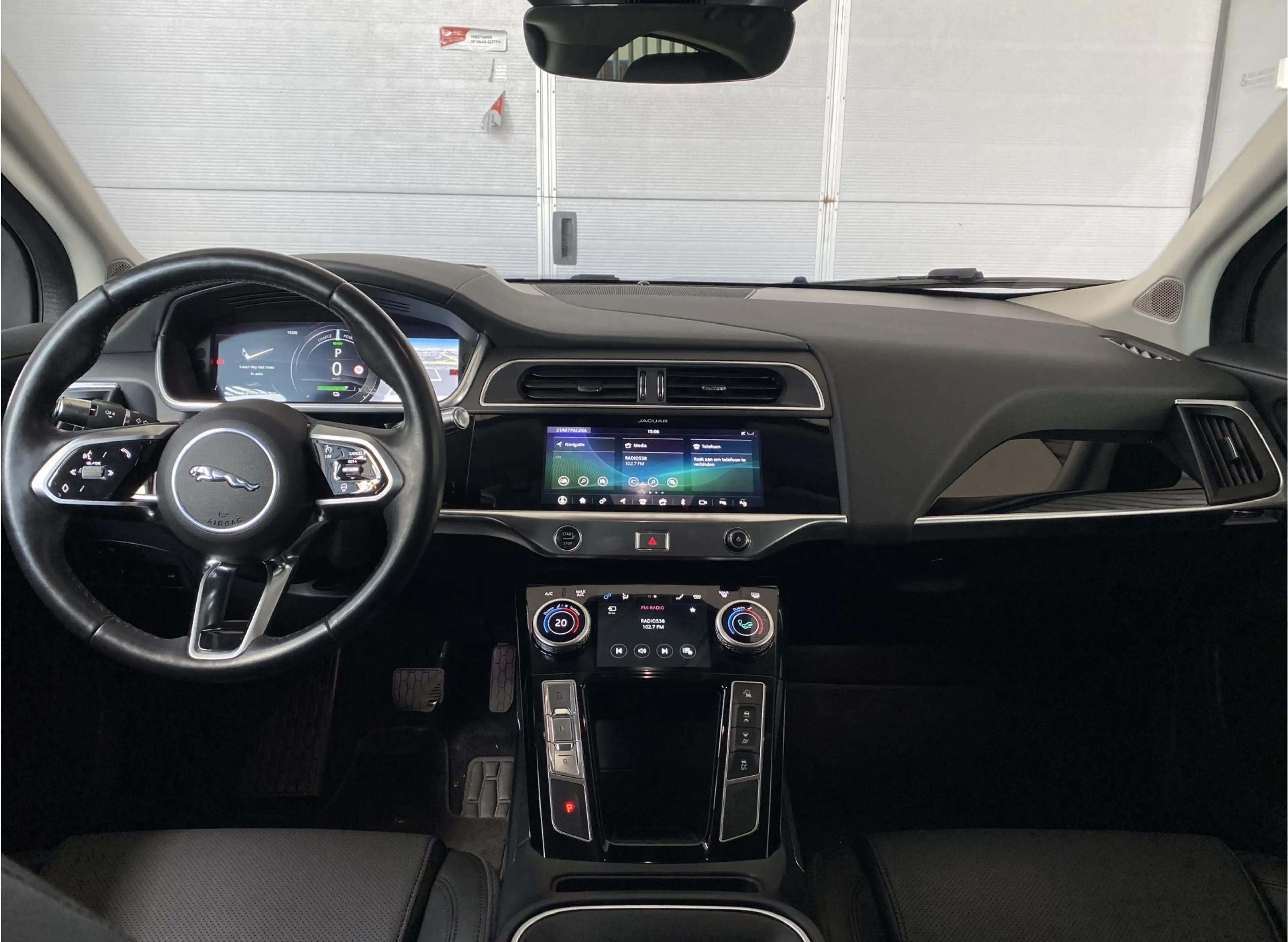 Jaguar I-Pace EV400 S | HEAD-UP DISPLAY | MERIDIAN | CAMERA | LE — photo 7