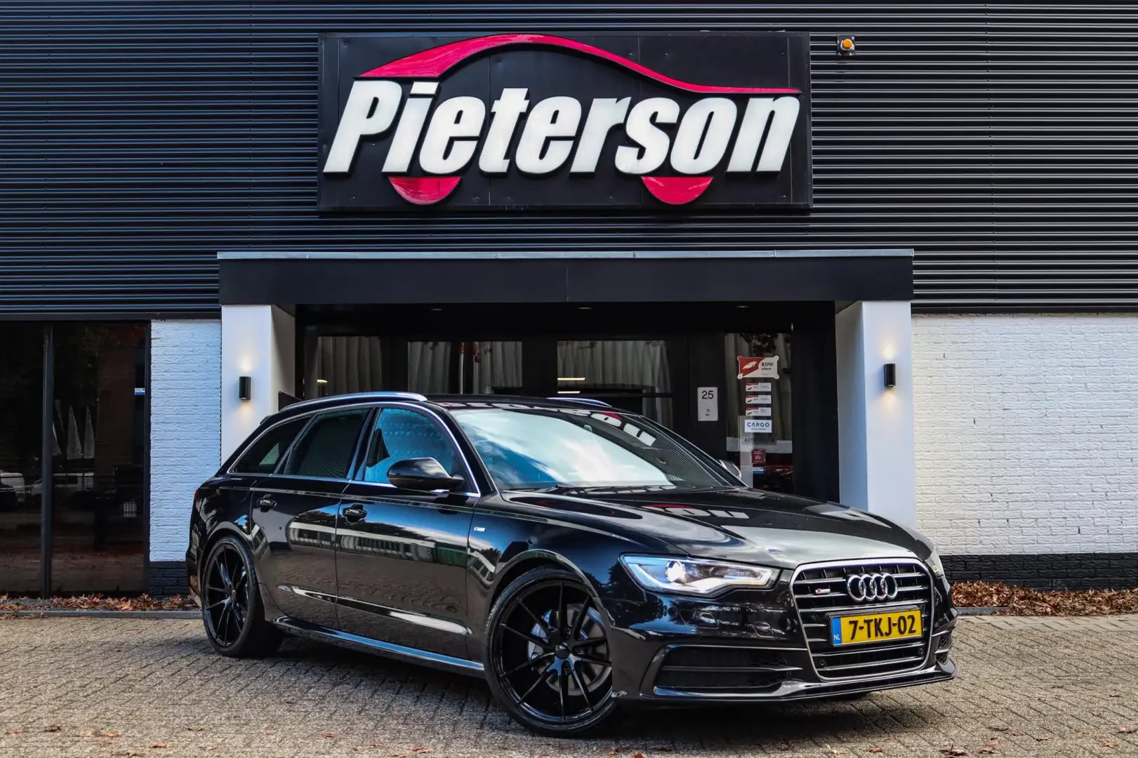 Audi A6 Avant 2.0 TFSI 3x S-Line NAP VOLLEDIG DEALER OH Zwart - 1