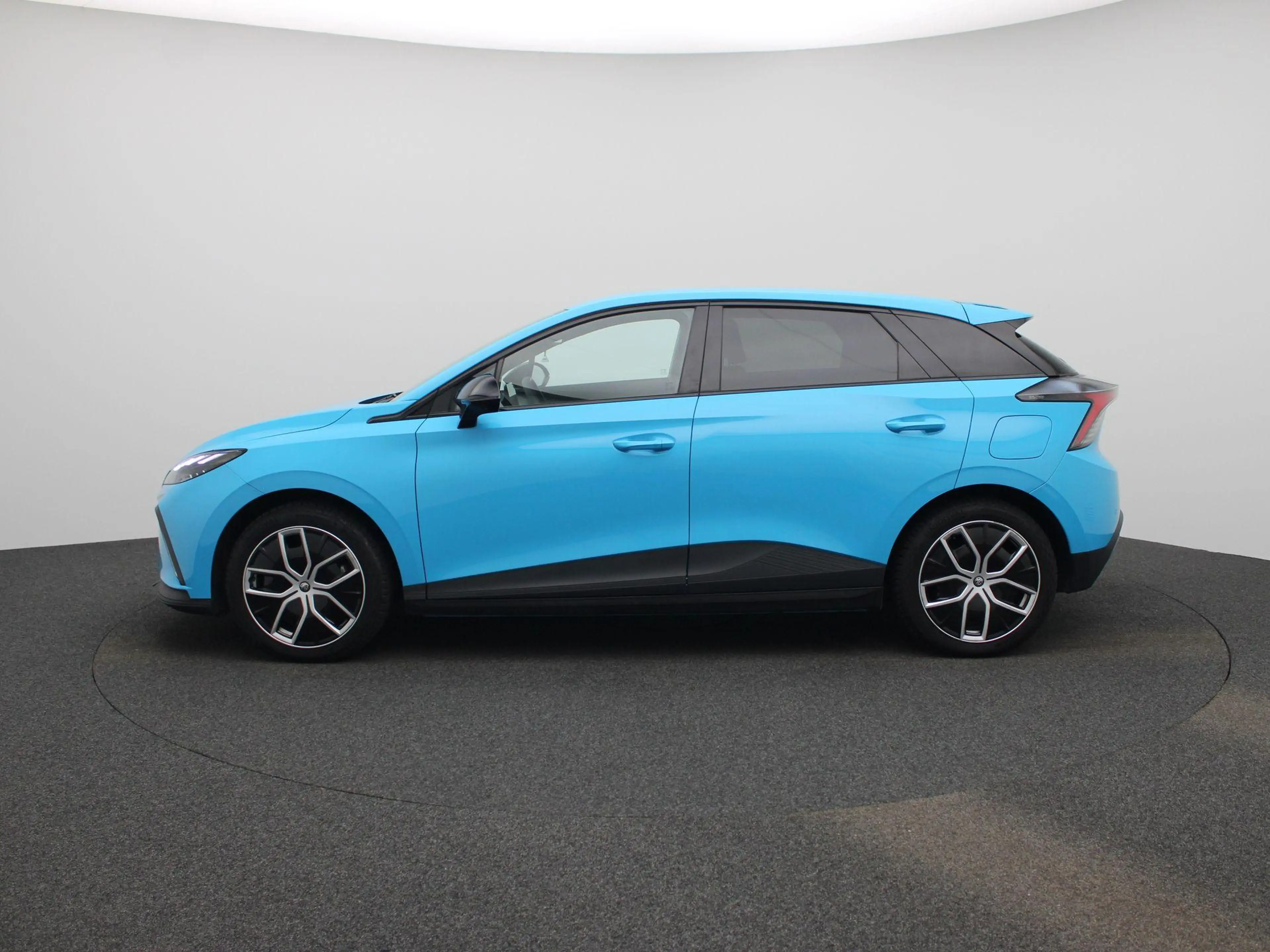 MG MG4 Luxury Long Range 64 Kwh | Navi | Camera | Led Kop — photo 4