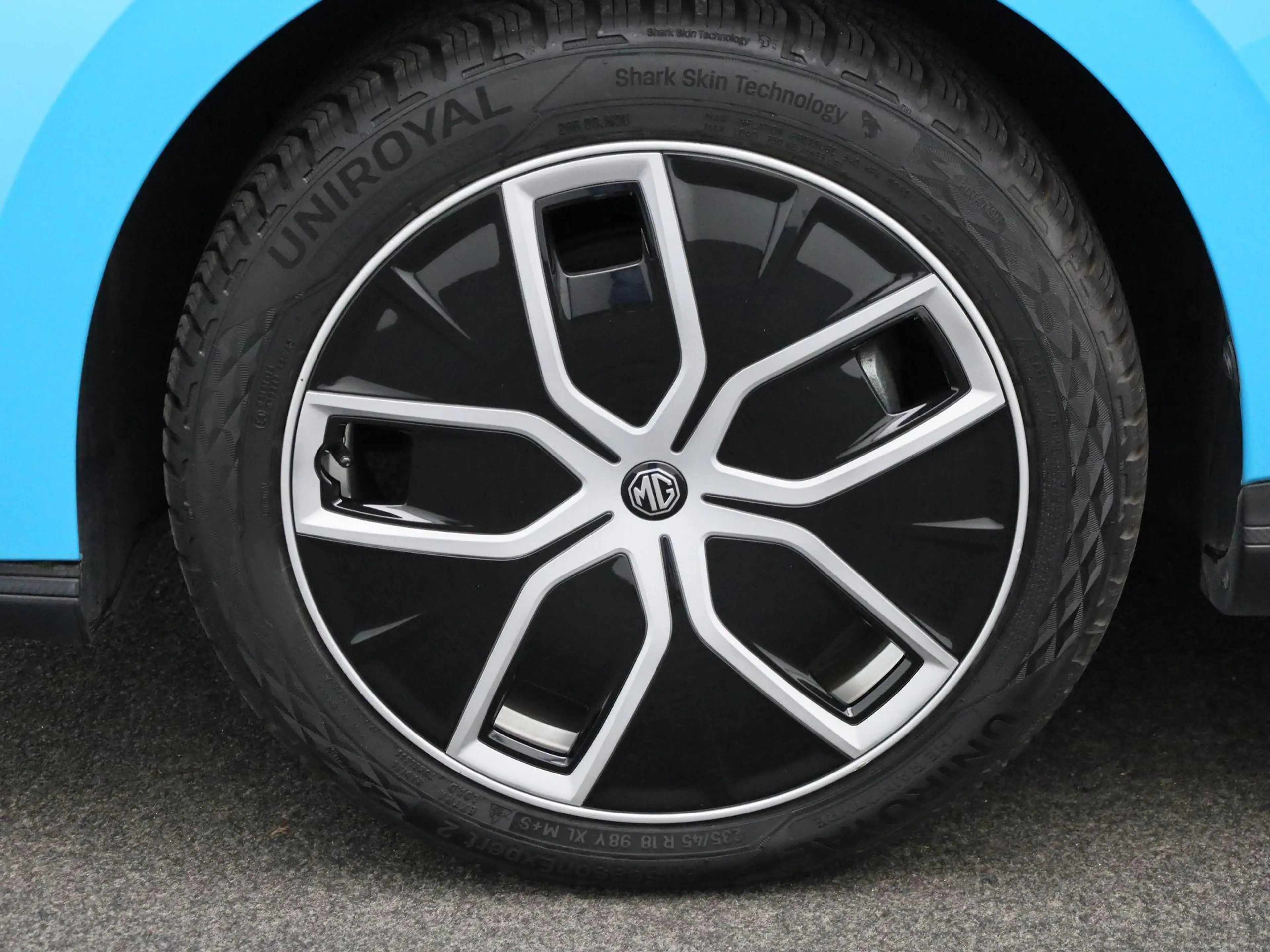 MG MG4 Luxury Long Range 64 Kwh | Navi | Camera | Led Kop — photo 15