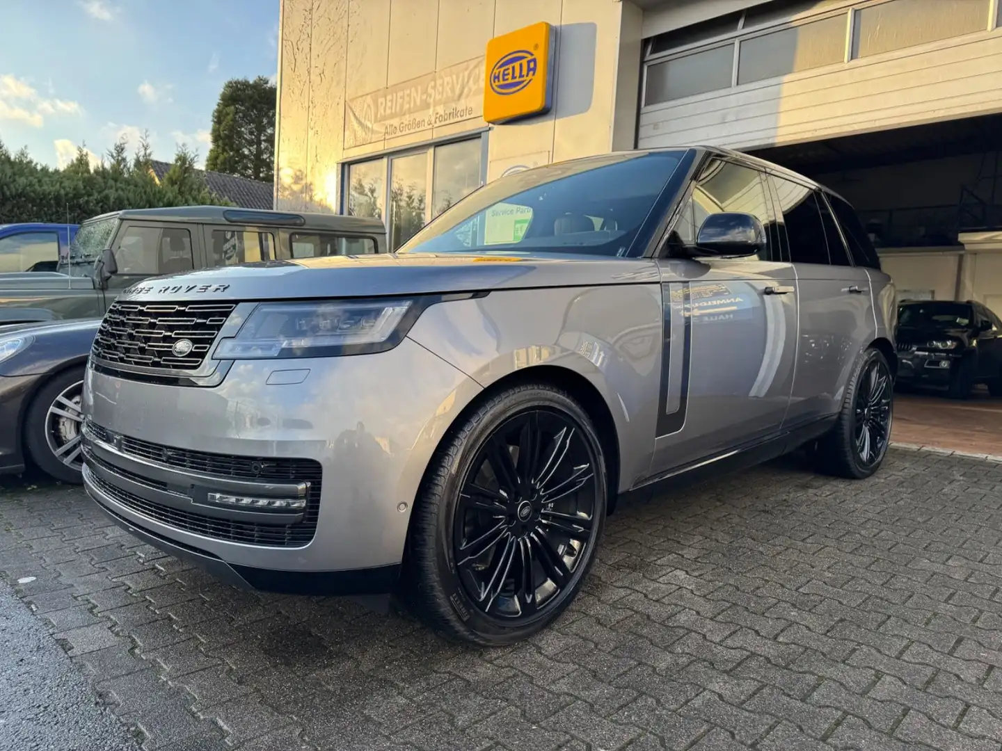 Land Rover Range Rover HSE*in STOCK*ACC*Kühlbox*23ZOLL*VOLL Grijs - 1