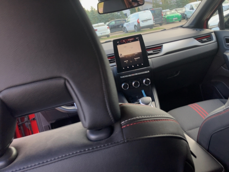 Renault Captur 1.6 E-TECH PHEV 160 R.S. Line Automatik — photo 12