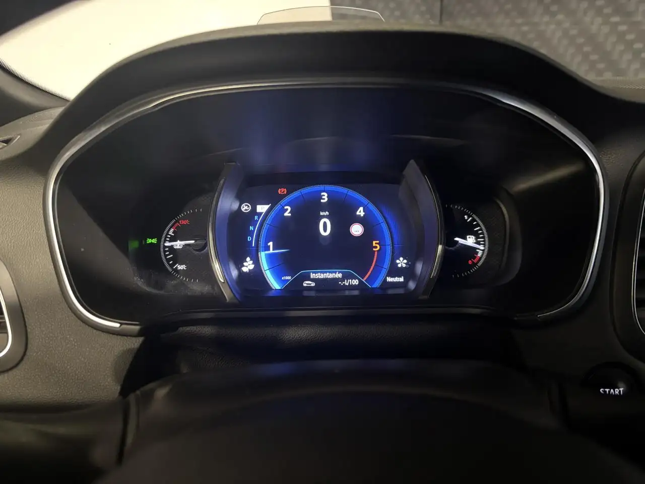 Renault Megane Berline — photo 9