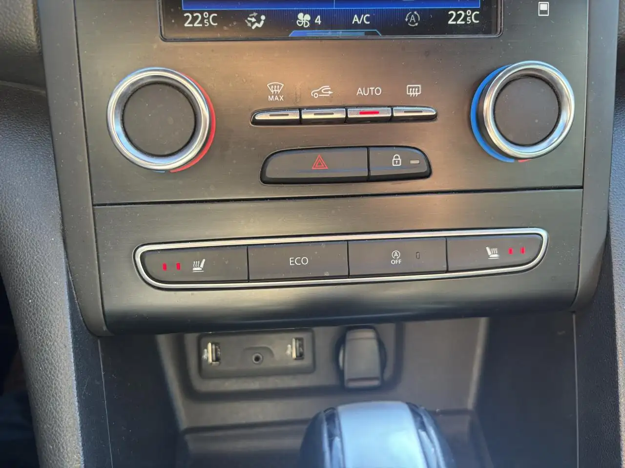 Renault Megane Berline — photo 20