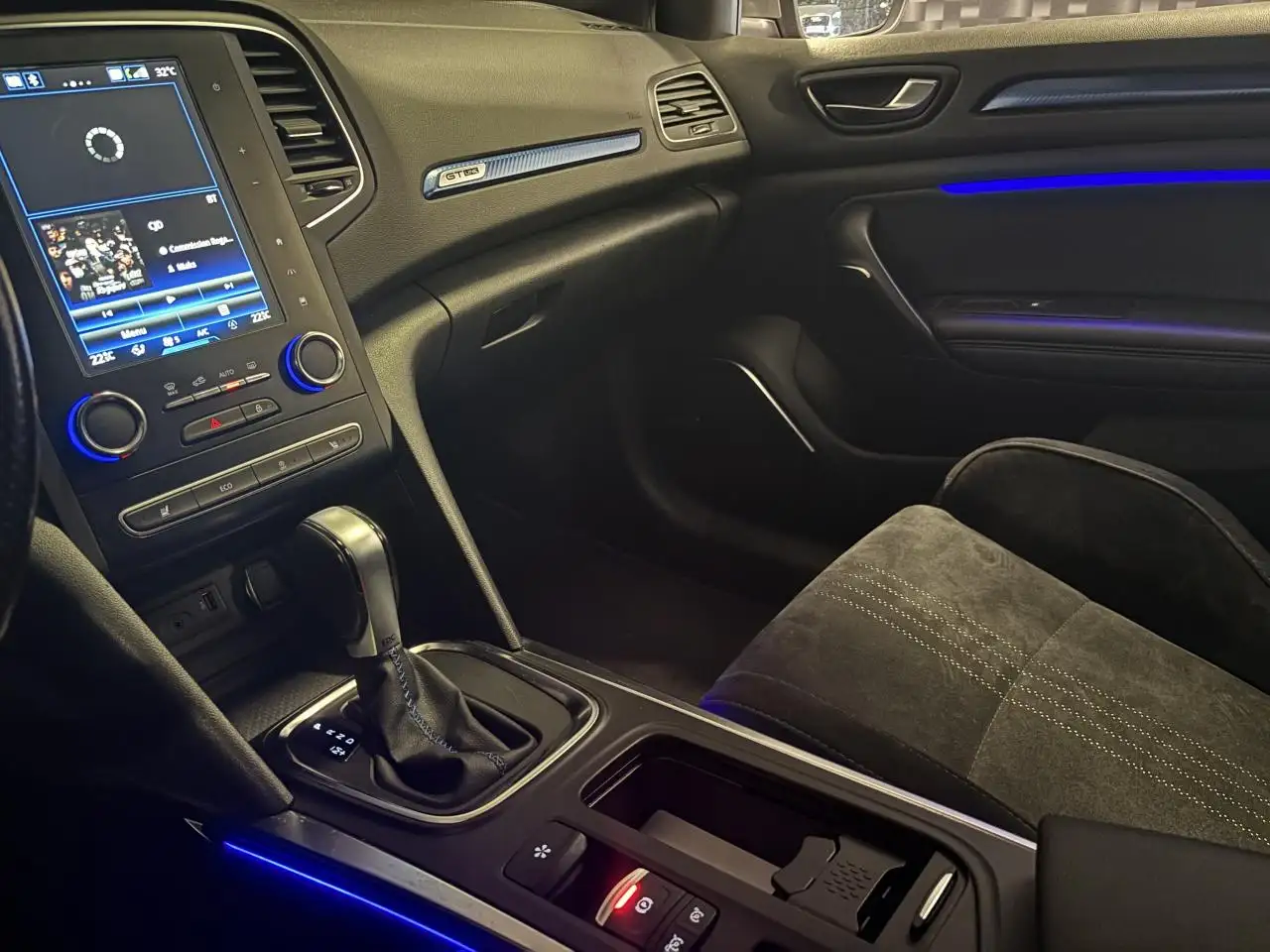 Renault Megane Berline — photo 10
