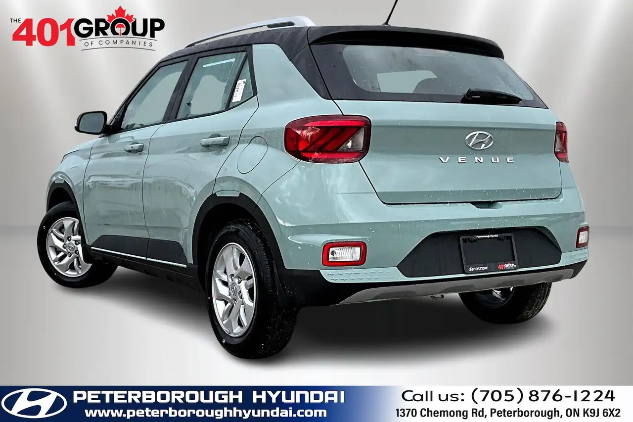 Hyundai Venue снимка Hyundai Venue