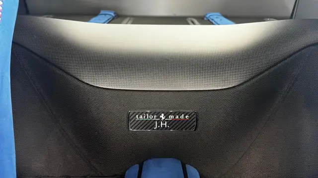 Ferrari 812 view 21