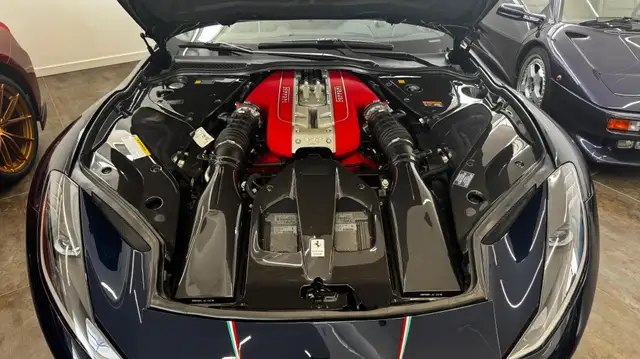 Ferrari 812 view 24