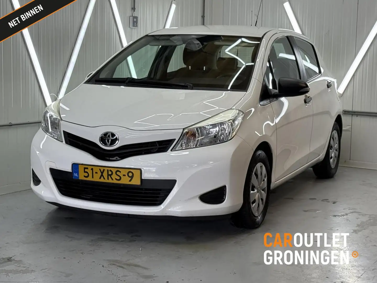 Toyota Yaris 1.4 D-4D-F Aspiration 5D | ZUINIG | NAP | NWE APK Wit - 1