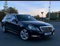 Mercedes-Benz E 250 Schwarz - thumbnail 3