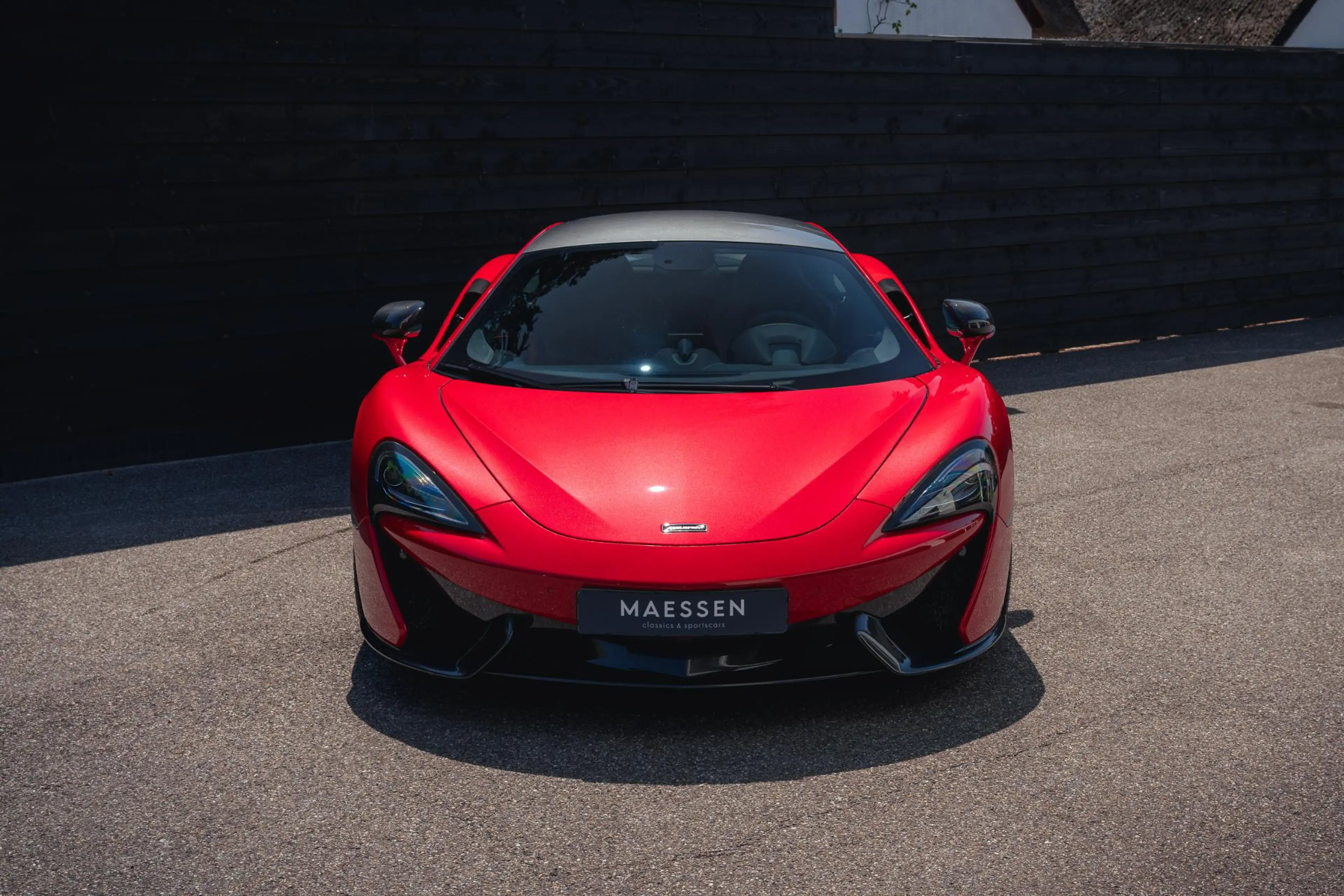 McLaren 570S B&W - Dealer OH — photo 8