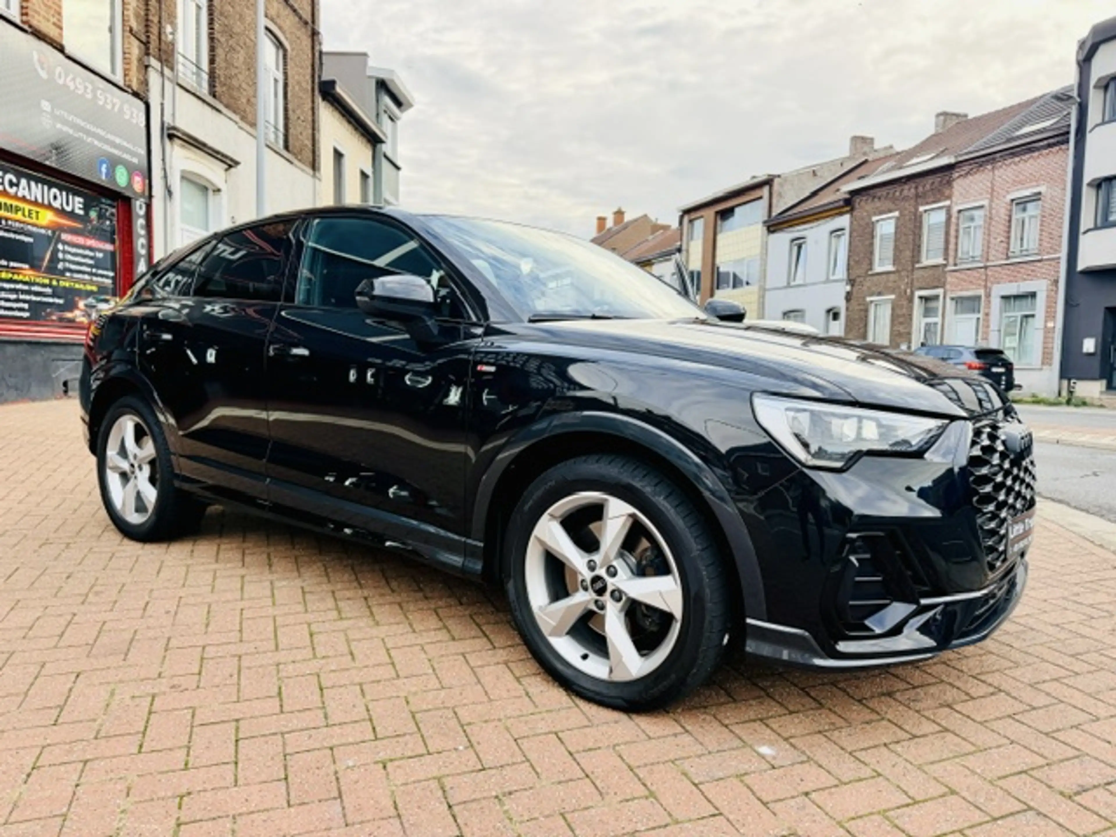 Audi Q3 Q3 40 TFSI Quattro (4x4) S line S tronic SPORTBACK Cuir Led Gps Garantie — photo 3