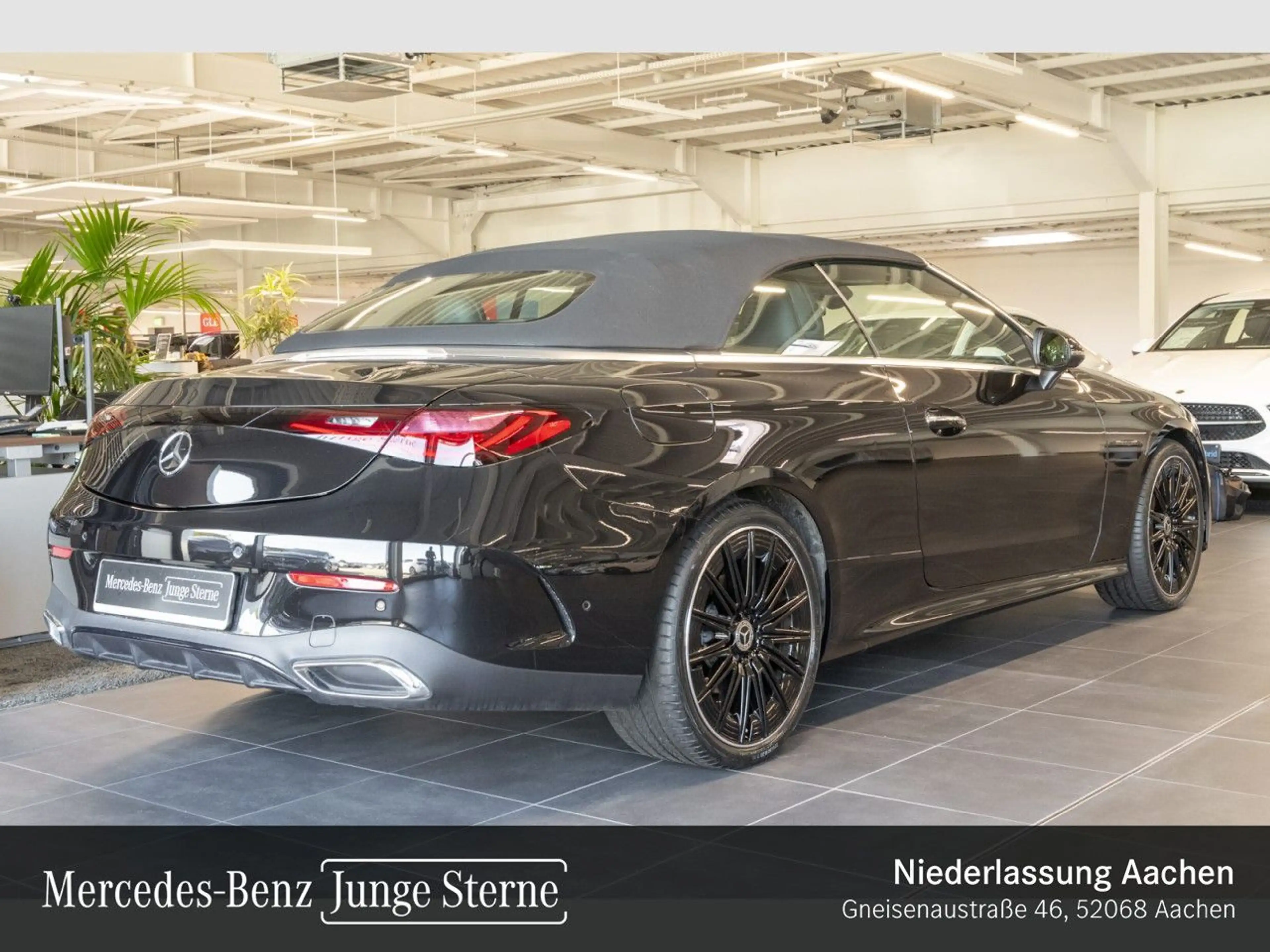 Mercedes-Benz CLE 200 AMG+NIGHT+360+LED+BURMESTER+TOTW+KEYLESS — photo 3