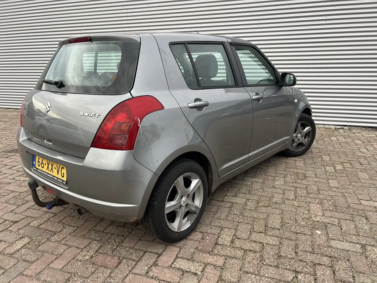 Suzuki Swift 1.3 GLS | Airco | Stuurbekrachtiging | Trekhaak Gris - 2
