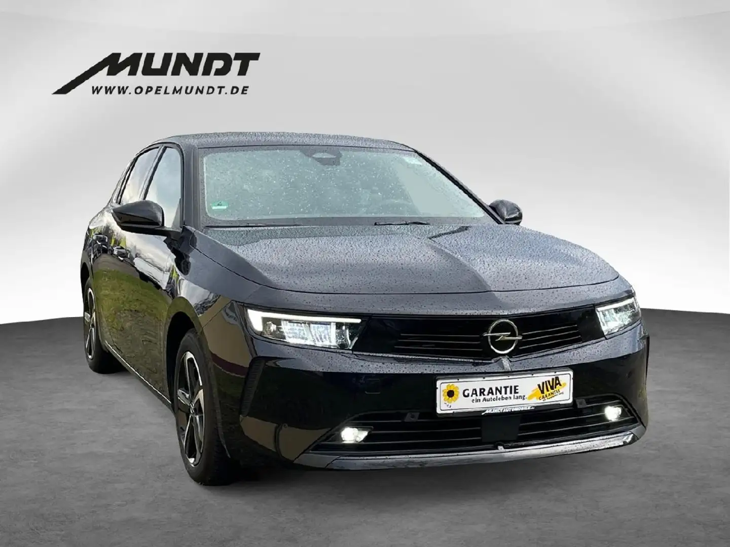 Opel Astra Enjoy Schwarz - 2