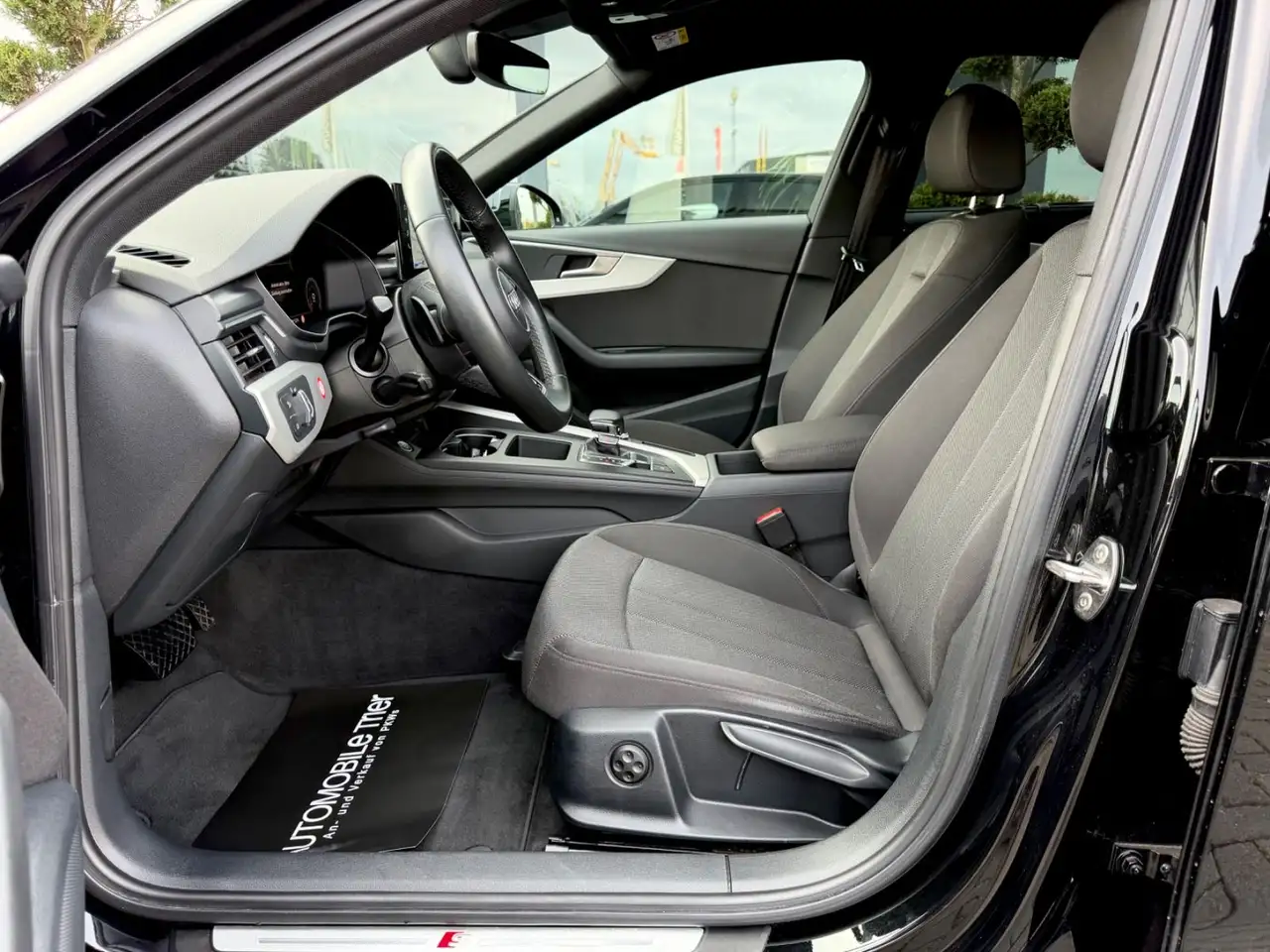 Audi A4 Lim. 40 TDI quattro S line /NAVI/LED/CAM/ 9