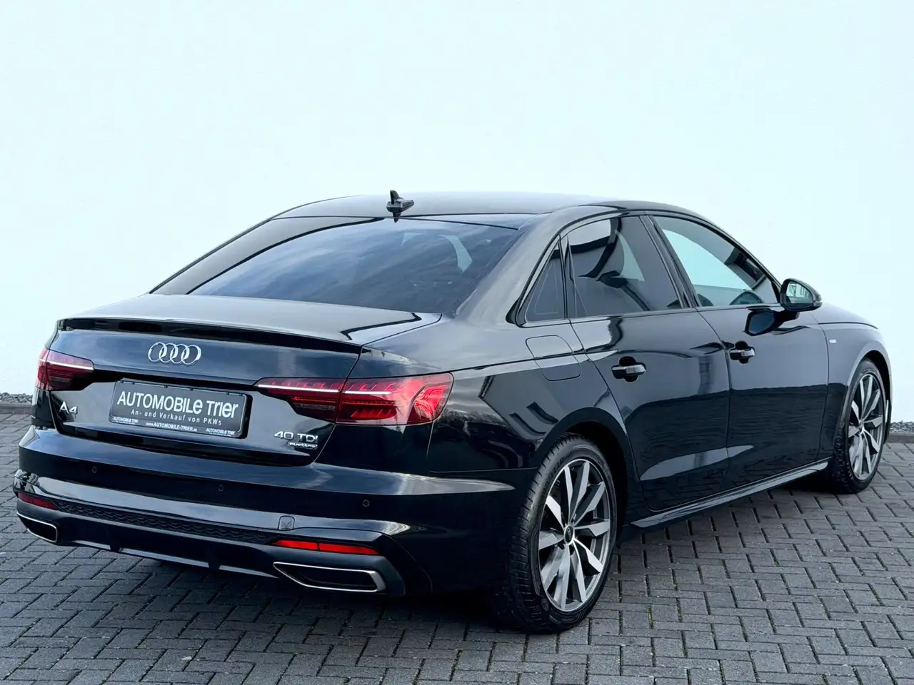 Audi A4 Lim. 40 TDI quattro S line /NAVI/LED/CAM/ 5