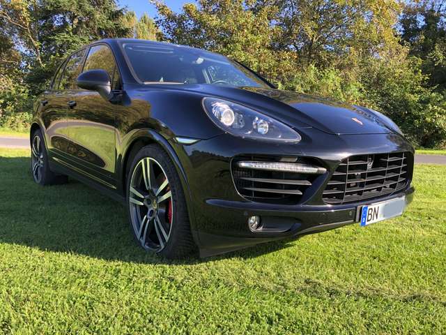 Imagine Porsche Cayenne Cayenne Turbo Tiptronic S