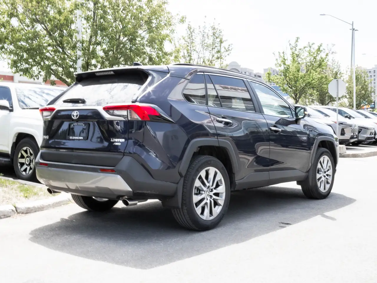 Toyota RAV 4 снимка Toyota RAV 4