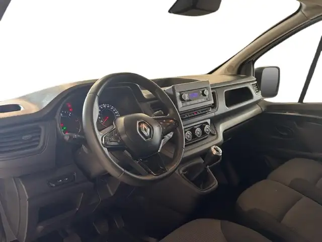 Renault Trafic view 8
