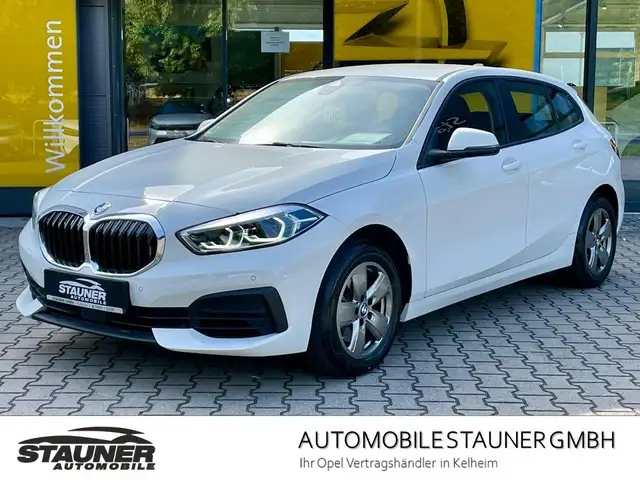 BMW 116 i Advantage *SHZ*LHZ*NAVIGATION*CARPLAY*