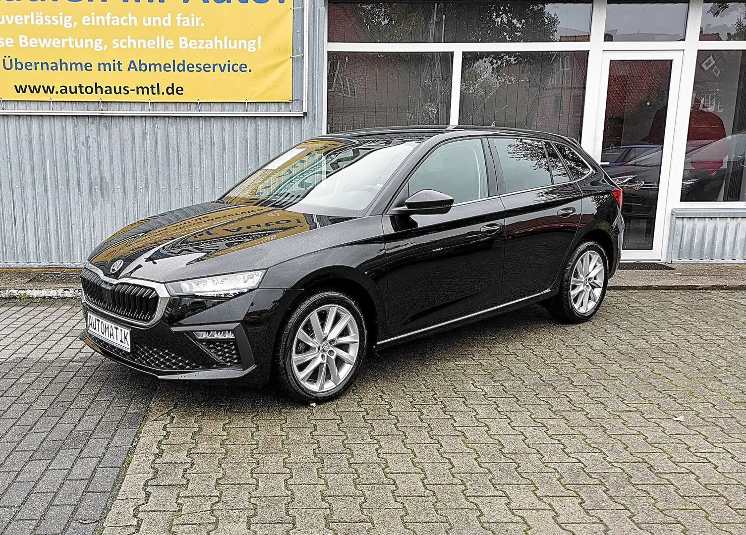 Skoda Scala 1.0 TSI 85kW DSG Wireless-App LED 17 Zoll Schwarz - 1