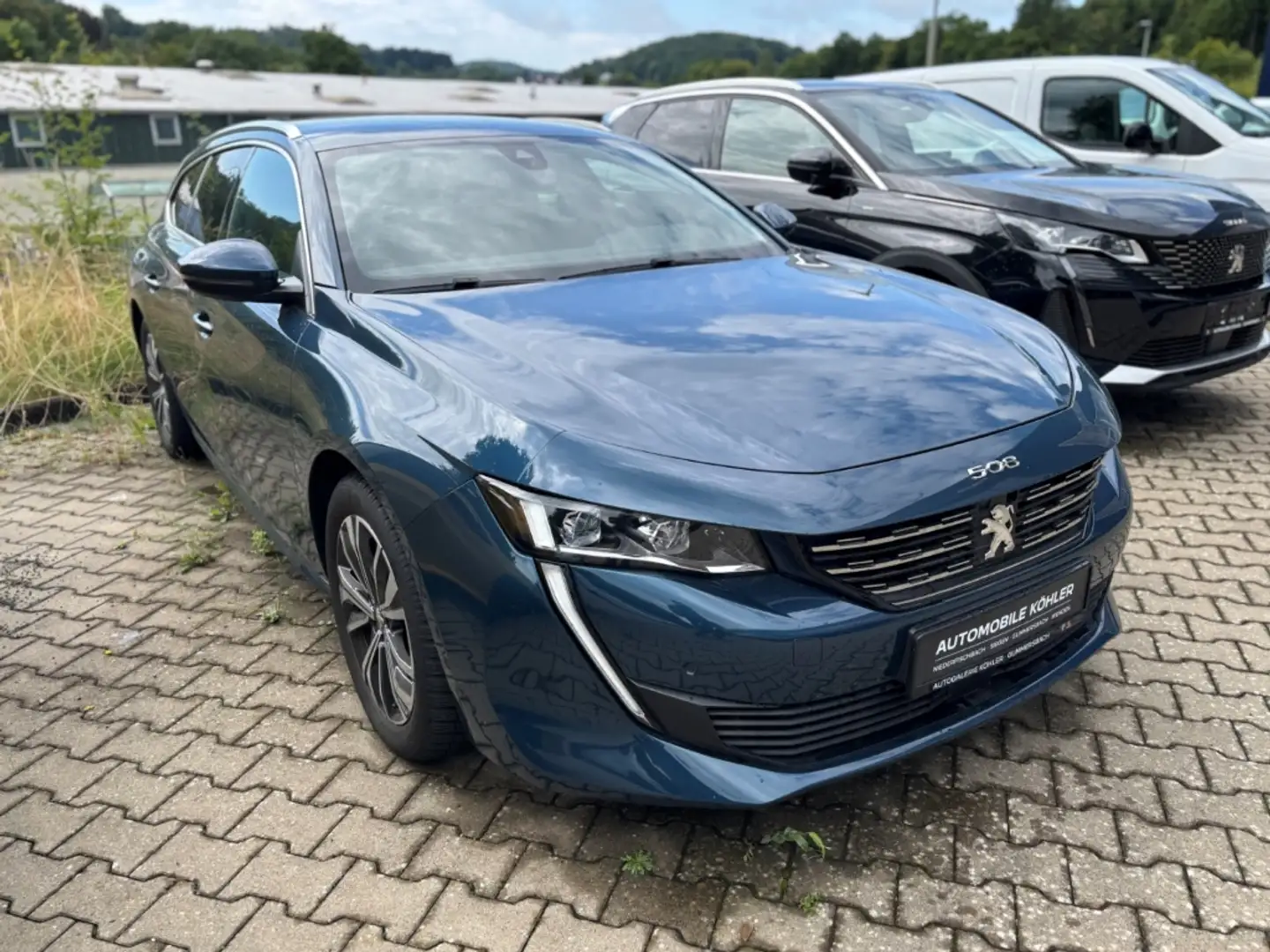 Peugeot 508 SW Allure Pack 1.2 PureTech 130 PS EAT8 Bleu - 2