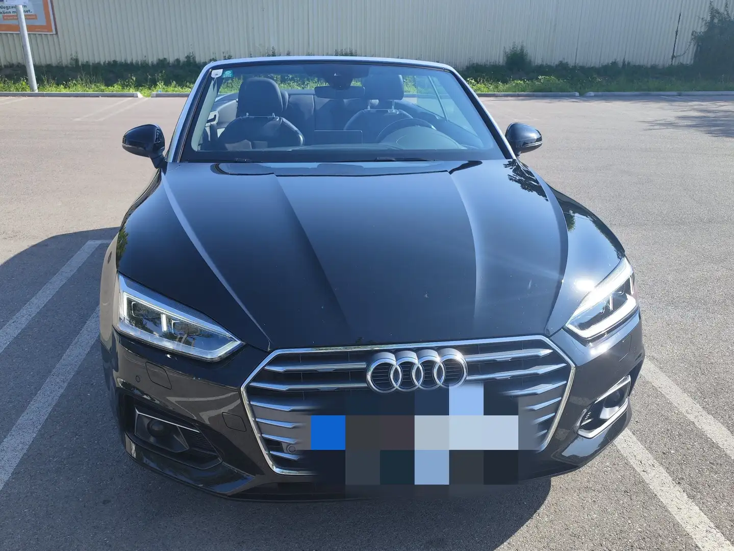 Audi A5 A5 Cabrio 40 TFSI Schwarz - 1
