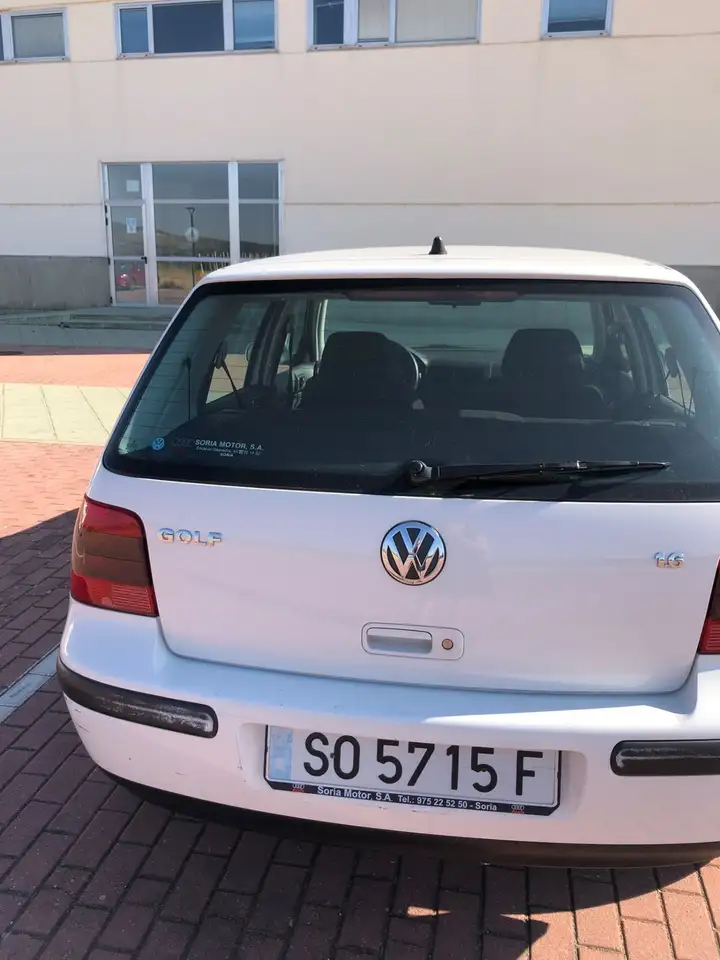 Volkswagen Golf 1.6 Conceptline 100, foto 5