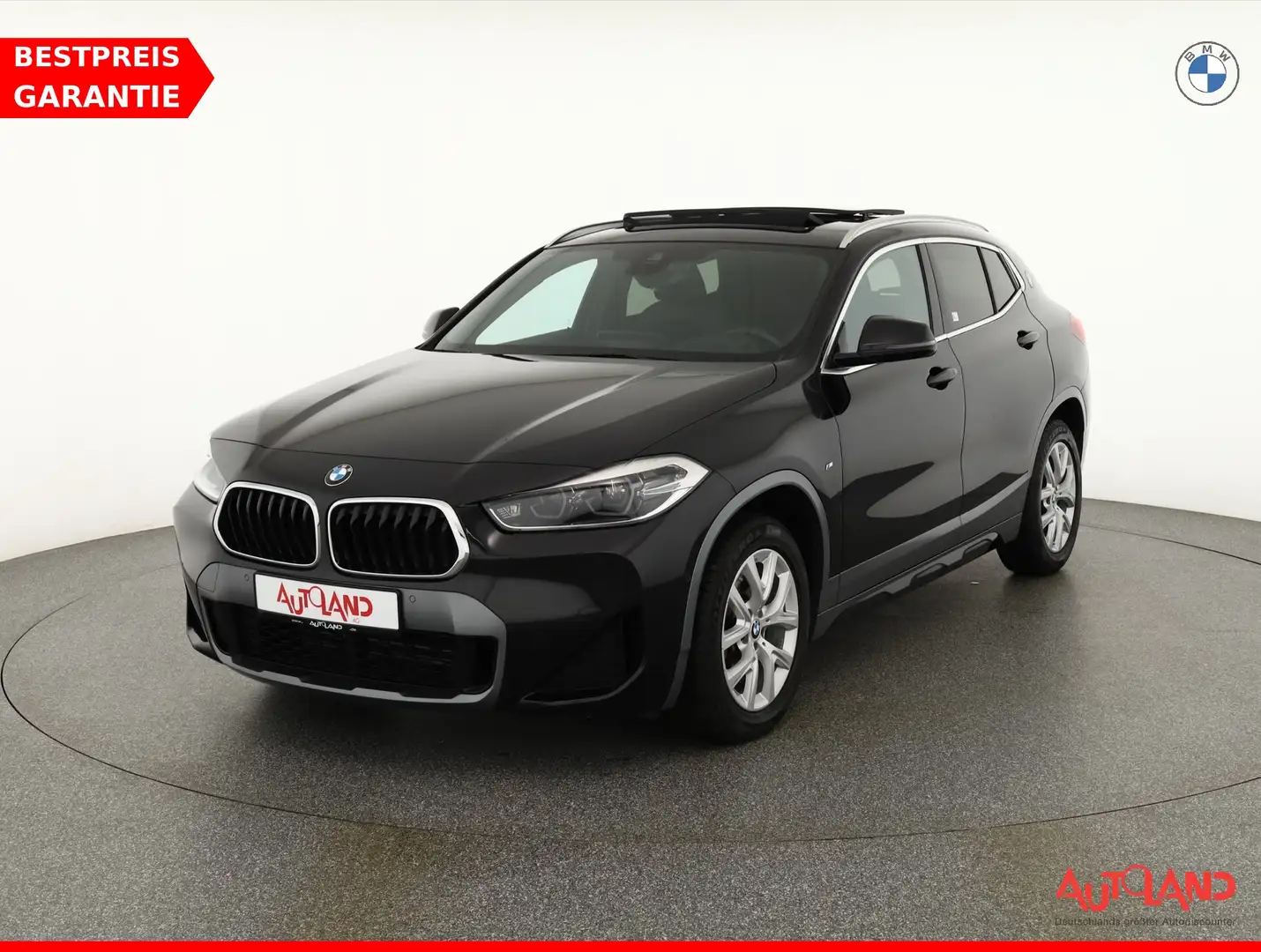 BMW X2 20i xDrive M Sport Aut. LED Navi Pano Чёрный - 1