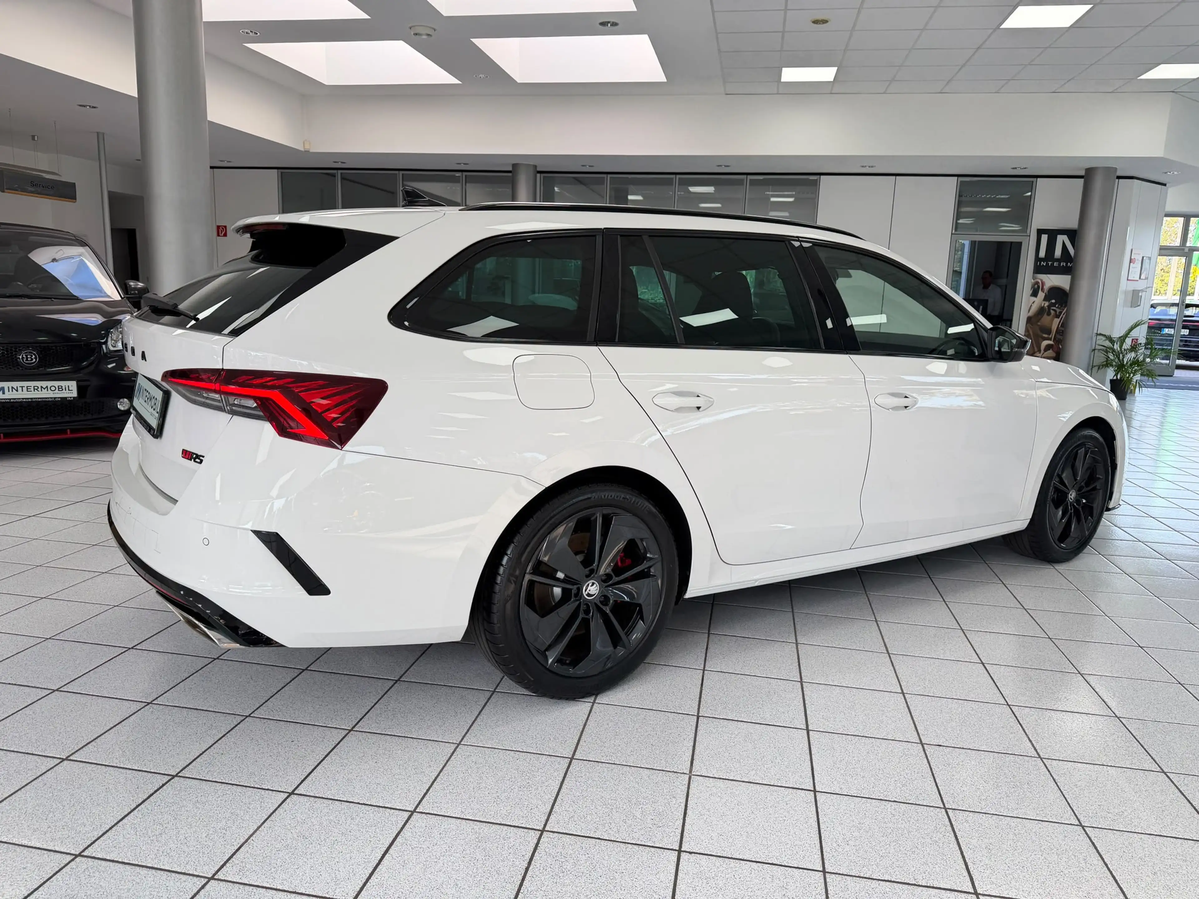 Skoda Octavia Combi RS 2.0 TSI*LED*VIRTU*CarPlay*DAB* — photo 4