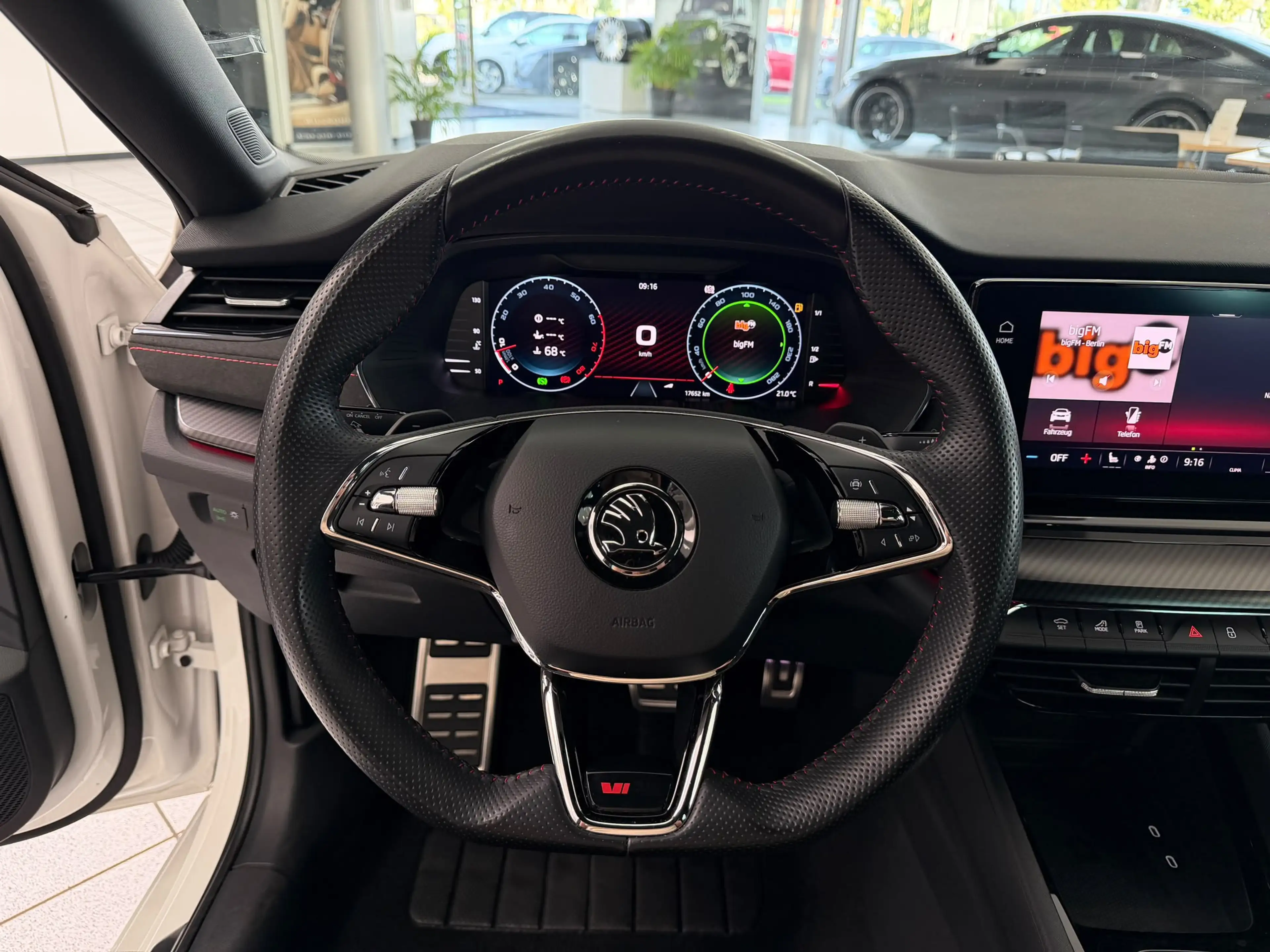 Skoda Octavia Combi RS 2.0 TSI*LED*VIRTU*CarPlay*DAB* — photo 10