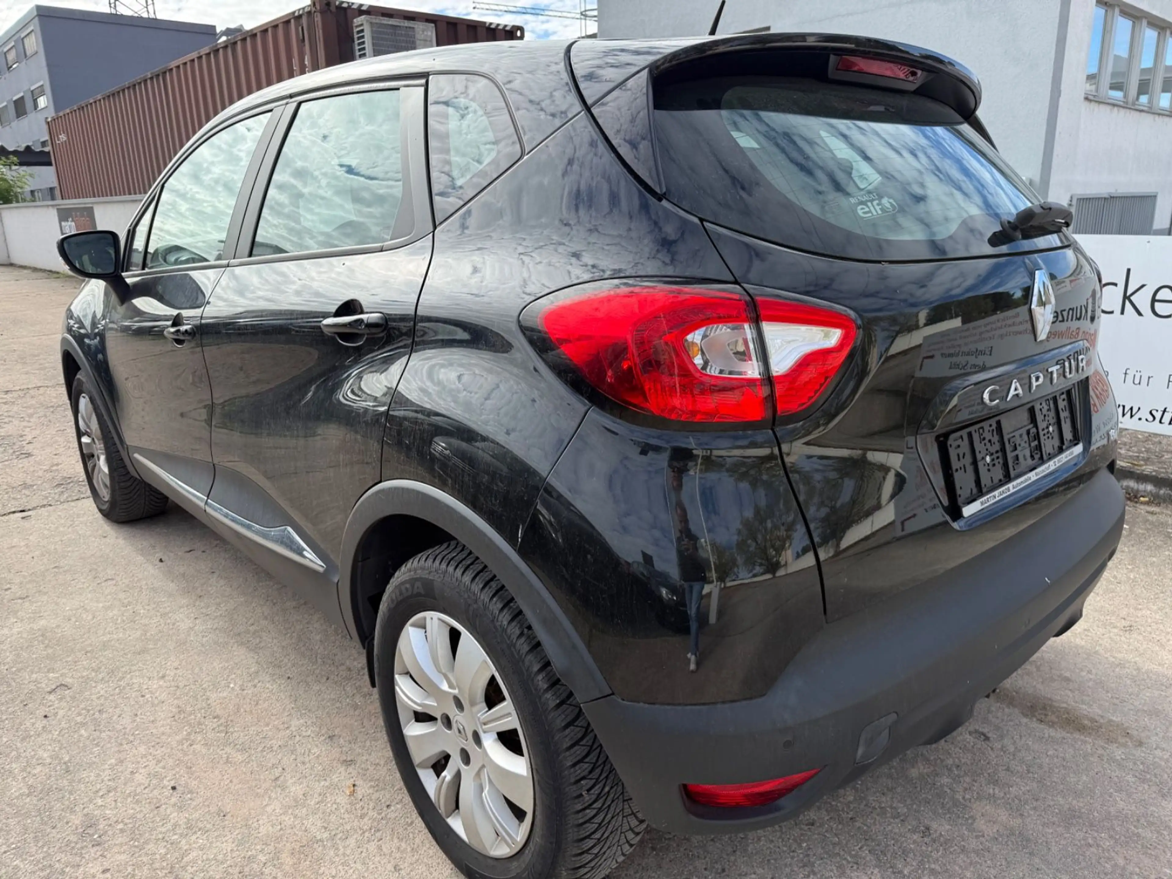 Renault Captur Experience+TEMPOMAT+USB+BC+MFL+ — photo 4
