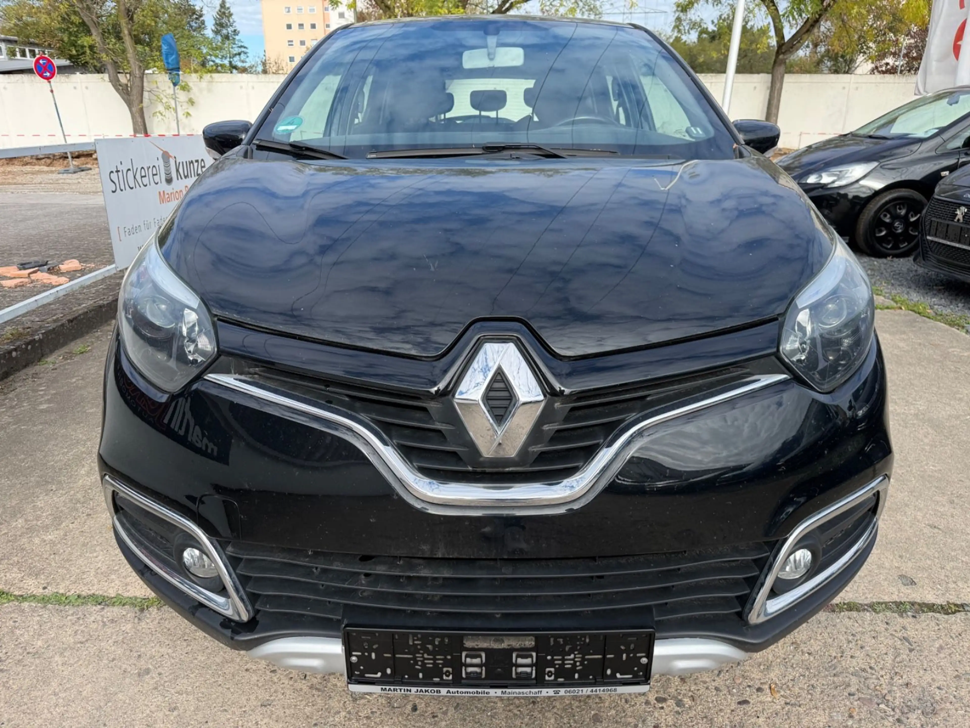 Renault Captur Experience+TEMPOMAT+USB+BC+MFL+ — photo 2