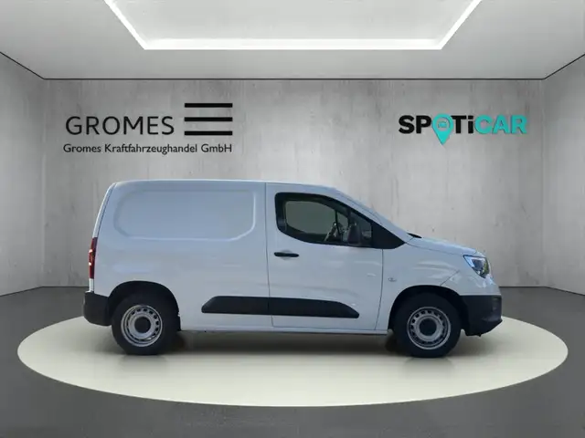 Opel Combo view 2