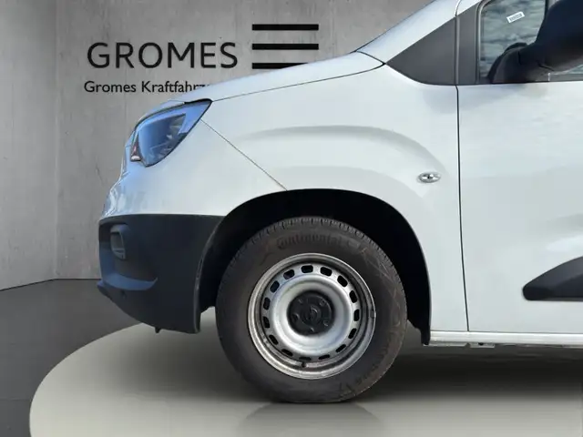 Opel Combo view 10