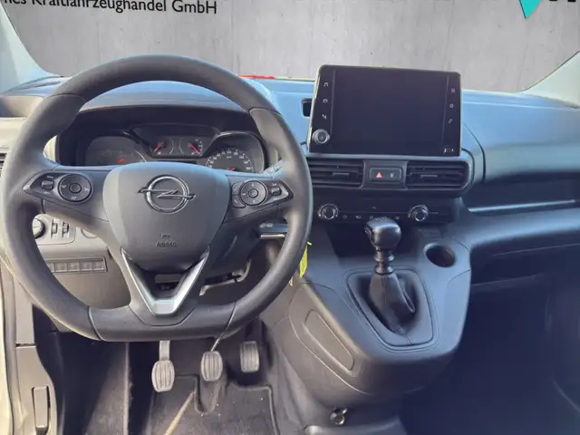 Opel Combo view 11
