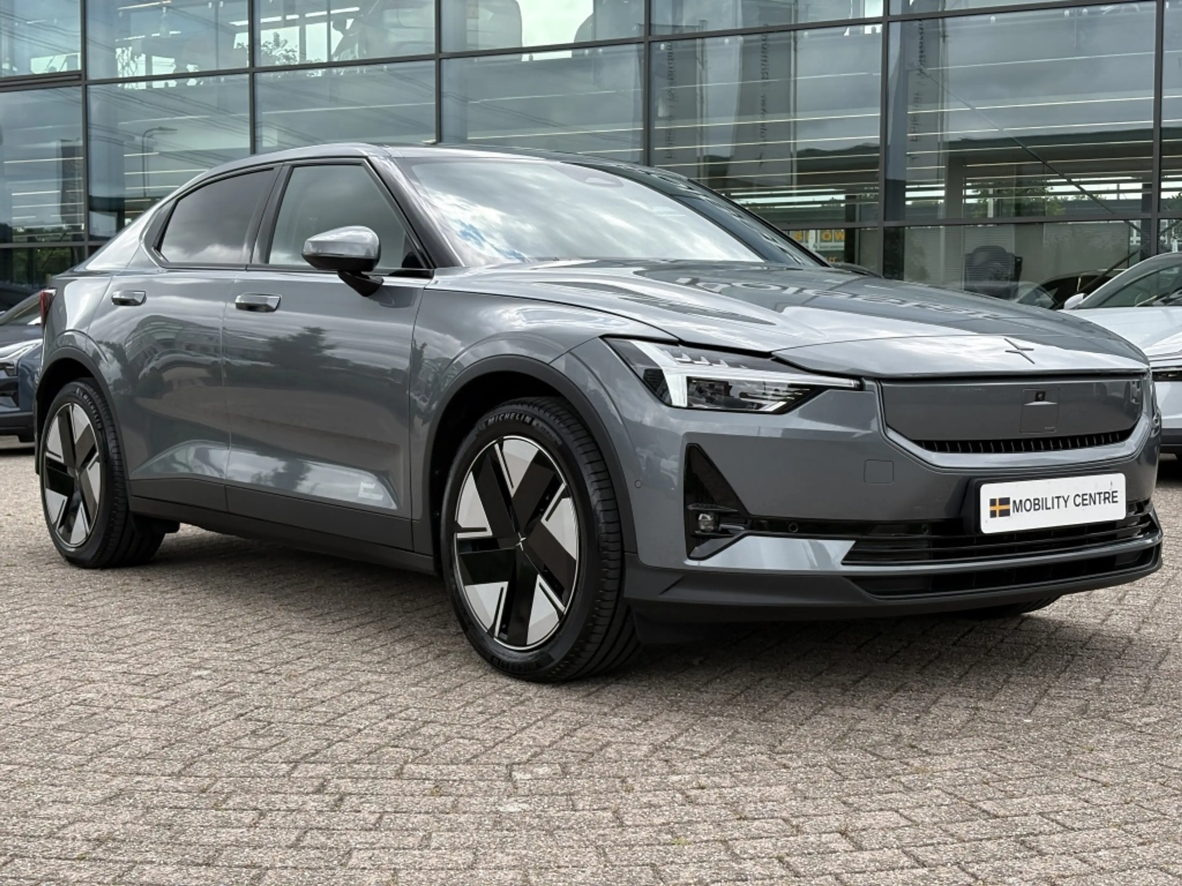 Polestar 2 Long range Single motor 82 kWh | Prime | Harmon&Ka — photo 2